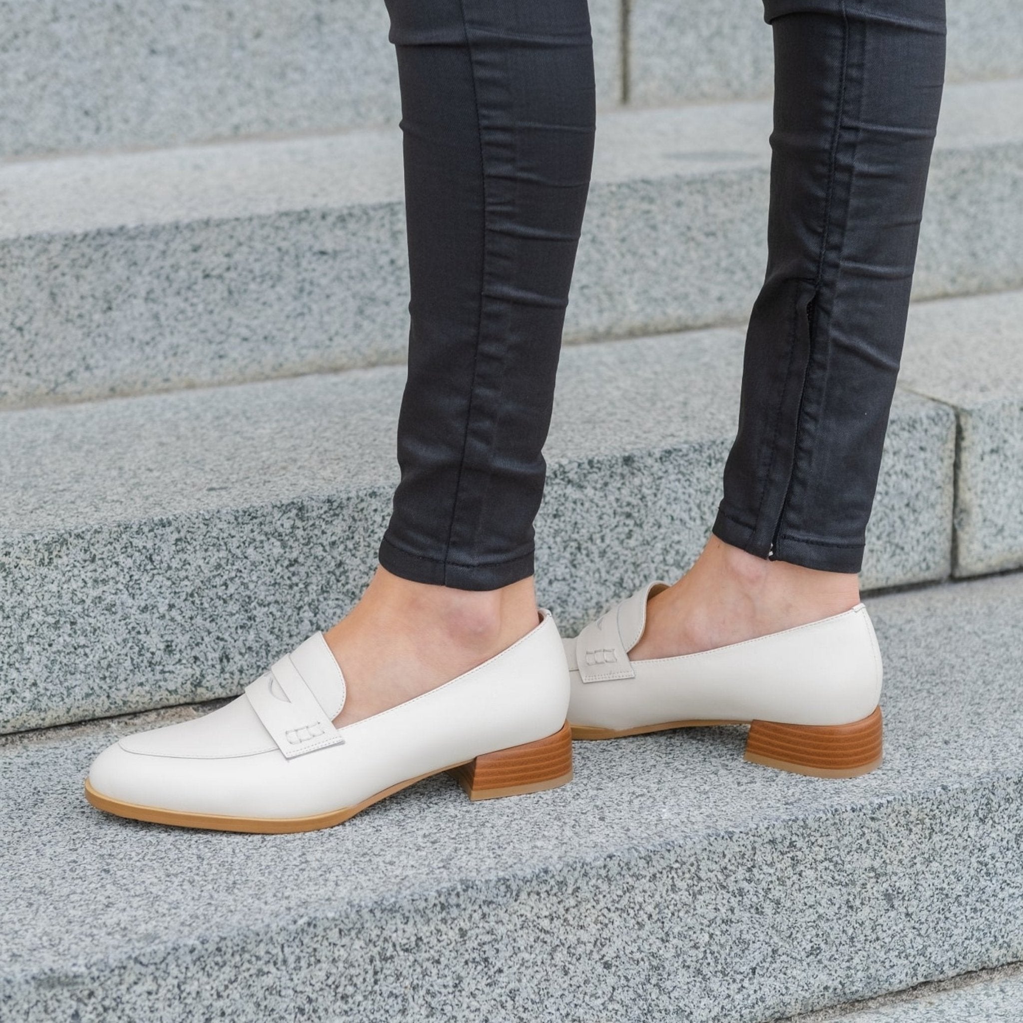 Elegant Women s Flats Mules Crafted Comfort Sole Shoes